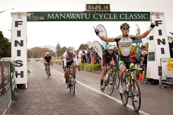SUBWAY&#174; Pro Cycling's Pete Latham wins the sprint finish at the Manawatu Classic on Saturday